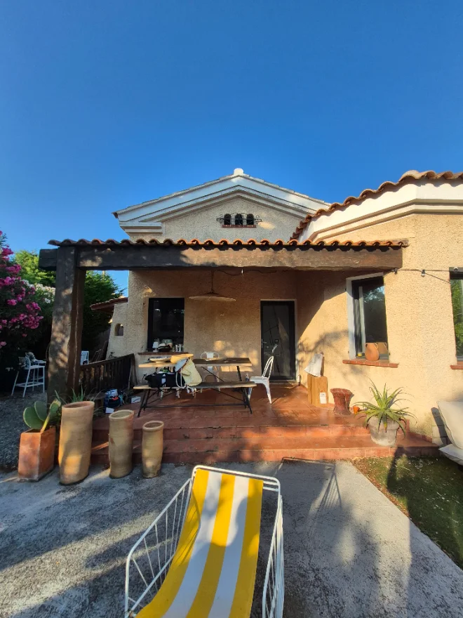 Maison sans pergola, avant intervention